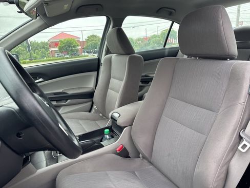 Used 2011 Honda Accord LX image 13