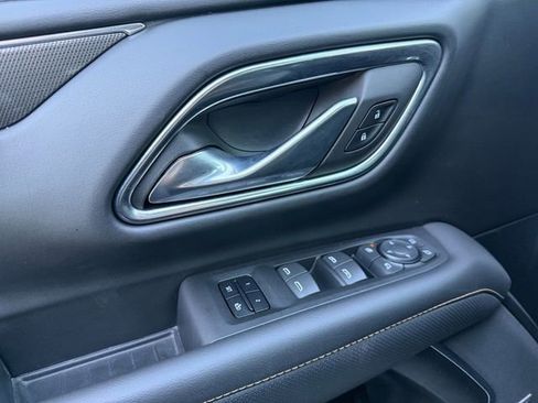 Certified 2023 GMC Yukon XL AT4 w/ AT4 Premium Package image 7