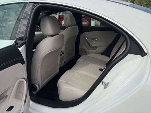 Used 2022 Mercedes-Benz CLA 250 image 13