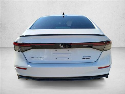 Used 2025 Honda Accord Sport image 6