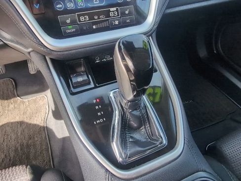 Used 2025 Subaru Outback Premium image 22
