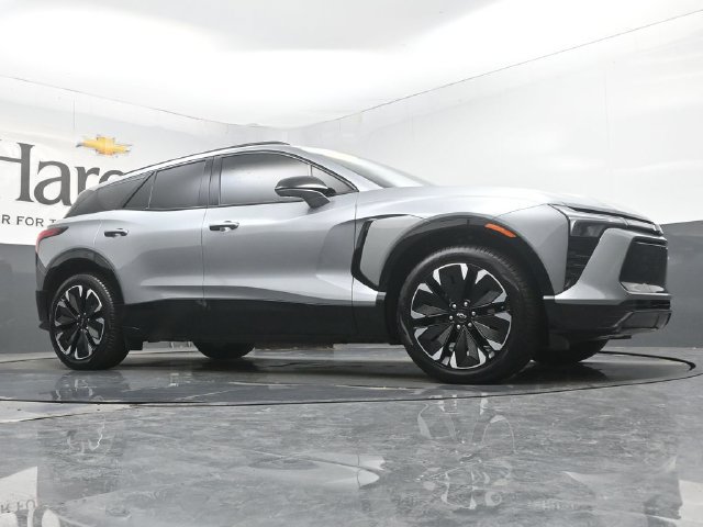 Used 2024 Chevrolet Blazer EV RS AWD/4WD image 2
