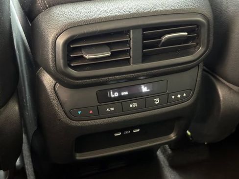 Certified 2024 Honda Pilot EX-L image 16