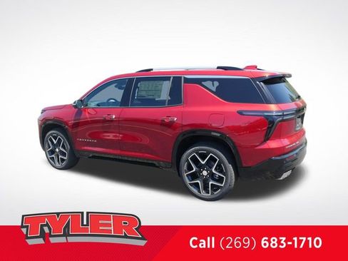 New 2026 Chevrolet Traverse High Country w/ LPO, Floor Liner Package AWD/4WD image 5