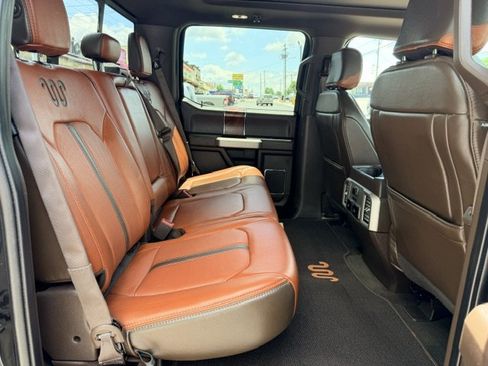 Used 2019 Ford F150 King Ranch w/ Equipment Group 601A Luxury AWD/4WD image 17