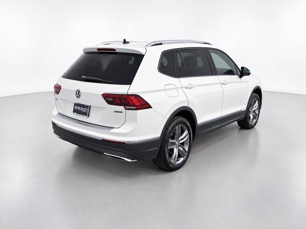 Used 2020 Volkswagen Tiguan SEL AWD/4WD image 3