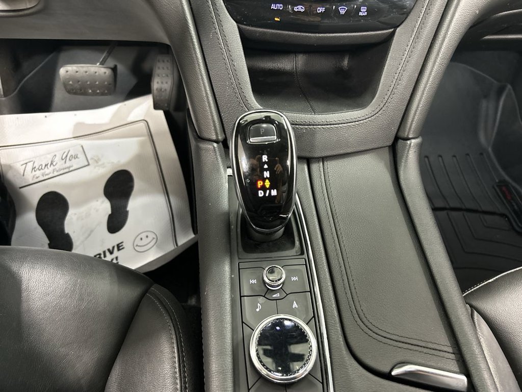 Used 2020 Cadillac XT6 Premium Luxury AWD/4WD image 18