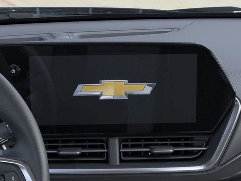New 2026 Chevrolet Trax ACTIV w/ Sunroof Package image 21