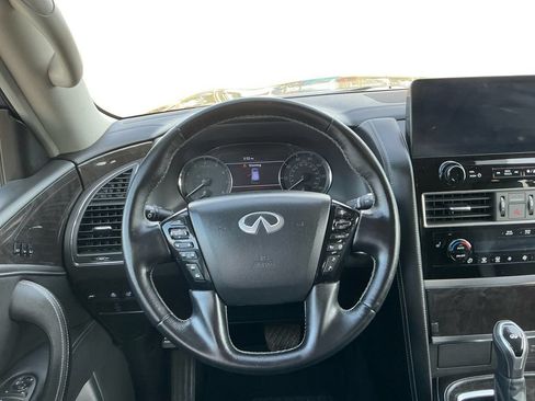 Used 2024 INFINITI QX80 Luxe RWD image 18