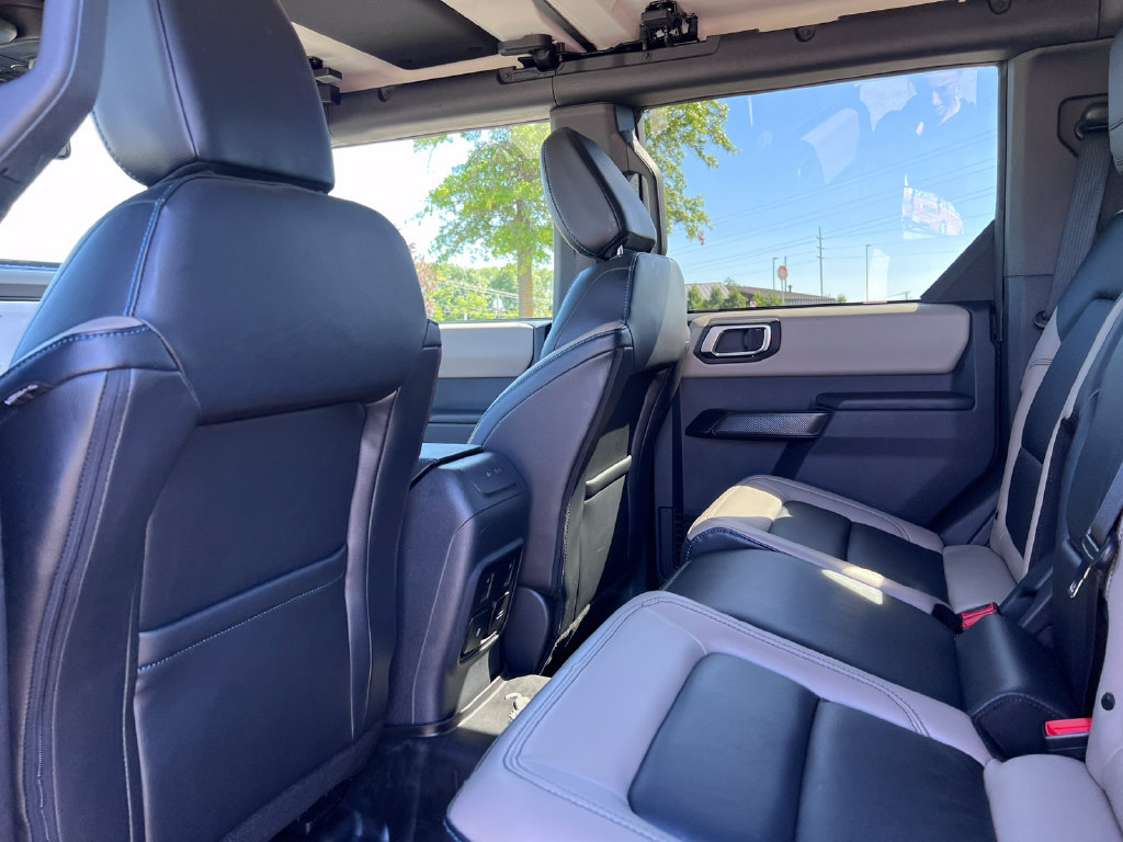Used 2024 Ford Bronco Wildtrak AWD/4WD image 31