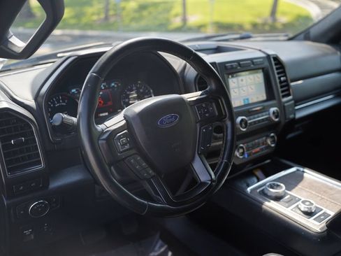 Used 2019 Ford Expedition Max Limited AWD/4WD image 9