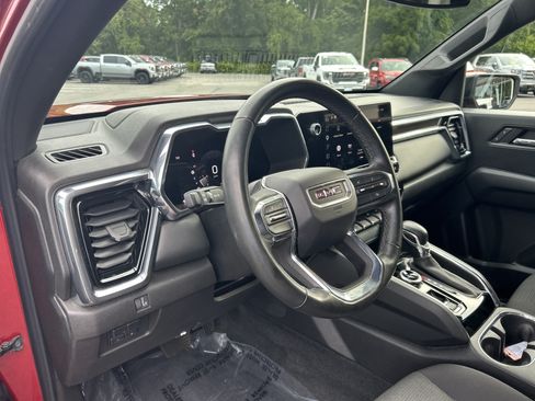 Used 2023 GMC Canyon Elevation w/ Convenience Package AWD/4WD image 17