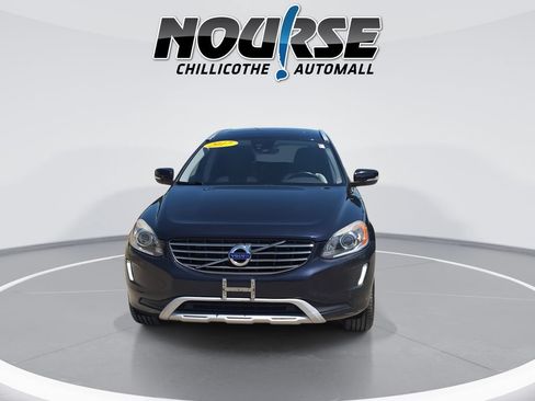 Used 2017 Volvo XC60 T6 Dynamic w/ Preferred Option Package AWD/4WD image 3