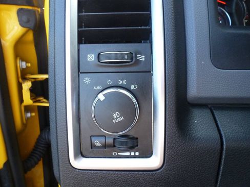 Used 2016 RAM 1500 Big Horn AWD/4WD image 36
