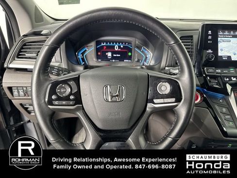 Used 2023 Honda Odyssey Touring image 12