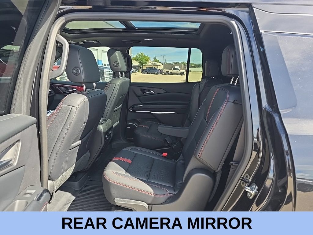Used 2026 Chevrolet Traverse RS AWD/4WD image 19
