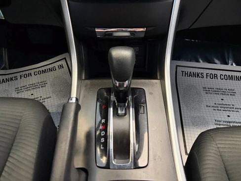 Used 2015 Honda Accord LX image 24