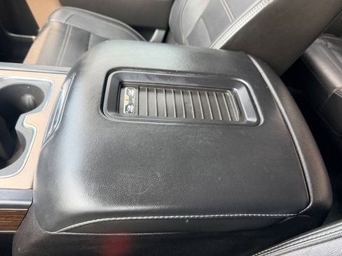 Used 2018 GMC Sierra 1500 Denali AWD/4WD image 36