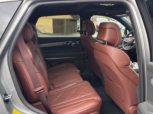 Used 2026 Genesis GV80 3.5T Prestige image 11