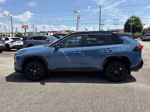 Used 2024 Toyota RAV4 XSE w/ Weather Package AWD/4WD image 6