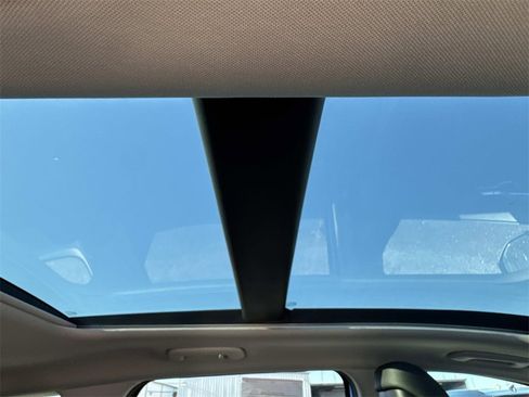 Certified 2026 Kia Sportage EX w/ EX Panorama Roof Package image 19