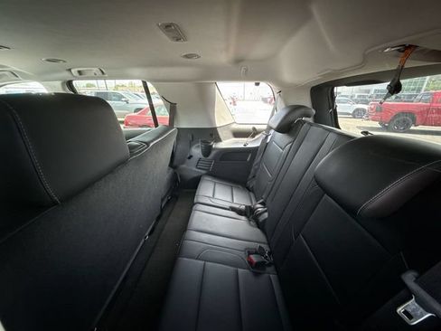 Used 2015 Chevrolet Tahoe LT AWD/4WD image 10
