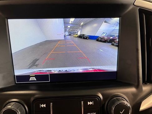 Used 2024 GMC Terrain SLT FWD image 28