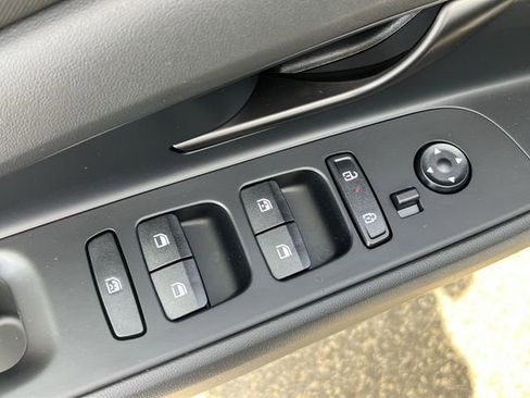 New 2026 Hyundai Elantra SEL Sport Premium FWD image 24