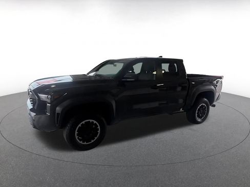 Used 2024 Toyota Tacoma TRD Off-Road AWD/4WD image 6