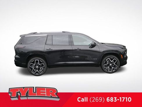 New 2026 Chevrolet Traverse High Country w/ LPO, Floor Liner Package image 9