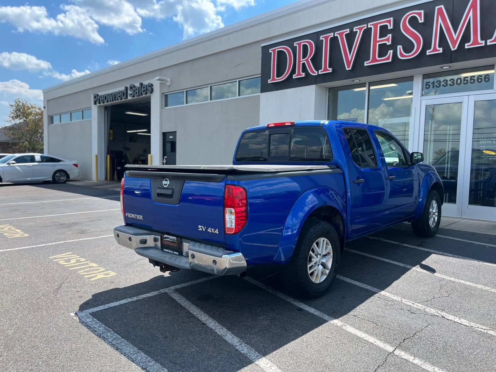 Used 2014 Nissan Frontier SV w/ SV Value Truck Package AWD/4WD image 12