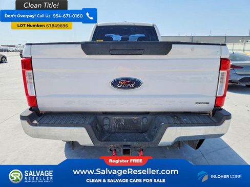 Used 2017 Ford F250 XL w/ Power Equipment Group AWD/4WD image 8