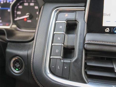 Used 2021 GMC Yukon AT4 w/ Rear Media and Nav Package image 33