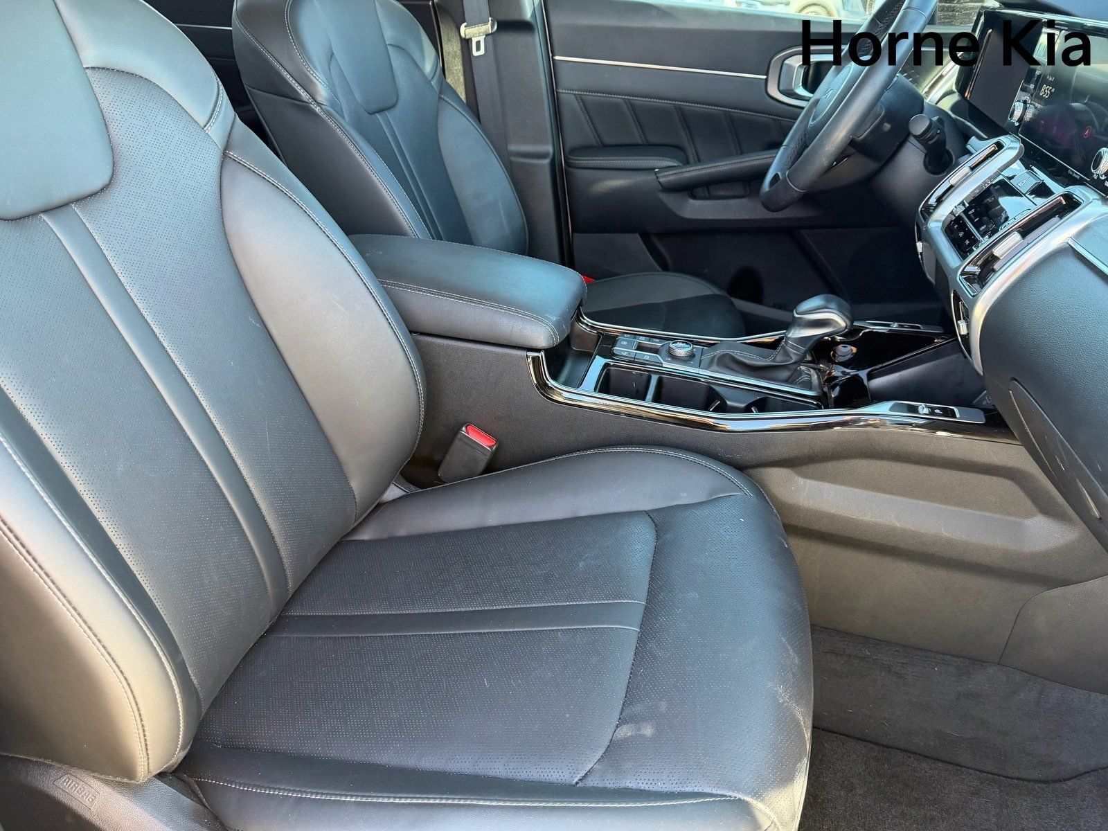Used 2023 Kia Sorento SX AWD/4WD image 11