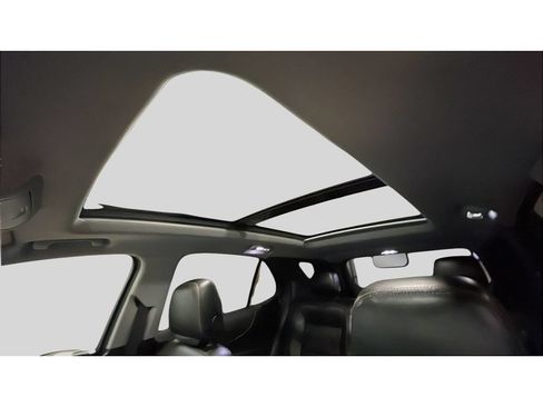 Used 2019 Chevrolet Equinox Premier AWD/4WD image 14