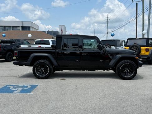 Used 2020 Jeep Gladiator Sport w/ Quick Order Package 24S AWD/4WD image 5