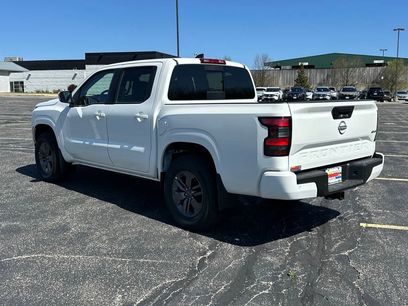 New 2025 Nissan Frontier SV w/ SV Convenience Package