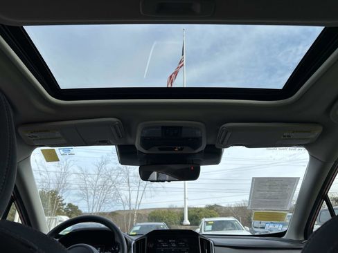 Certified 2025 Subaru Crosstrek 2.0i Premium image 10