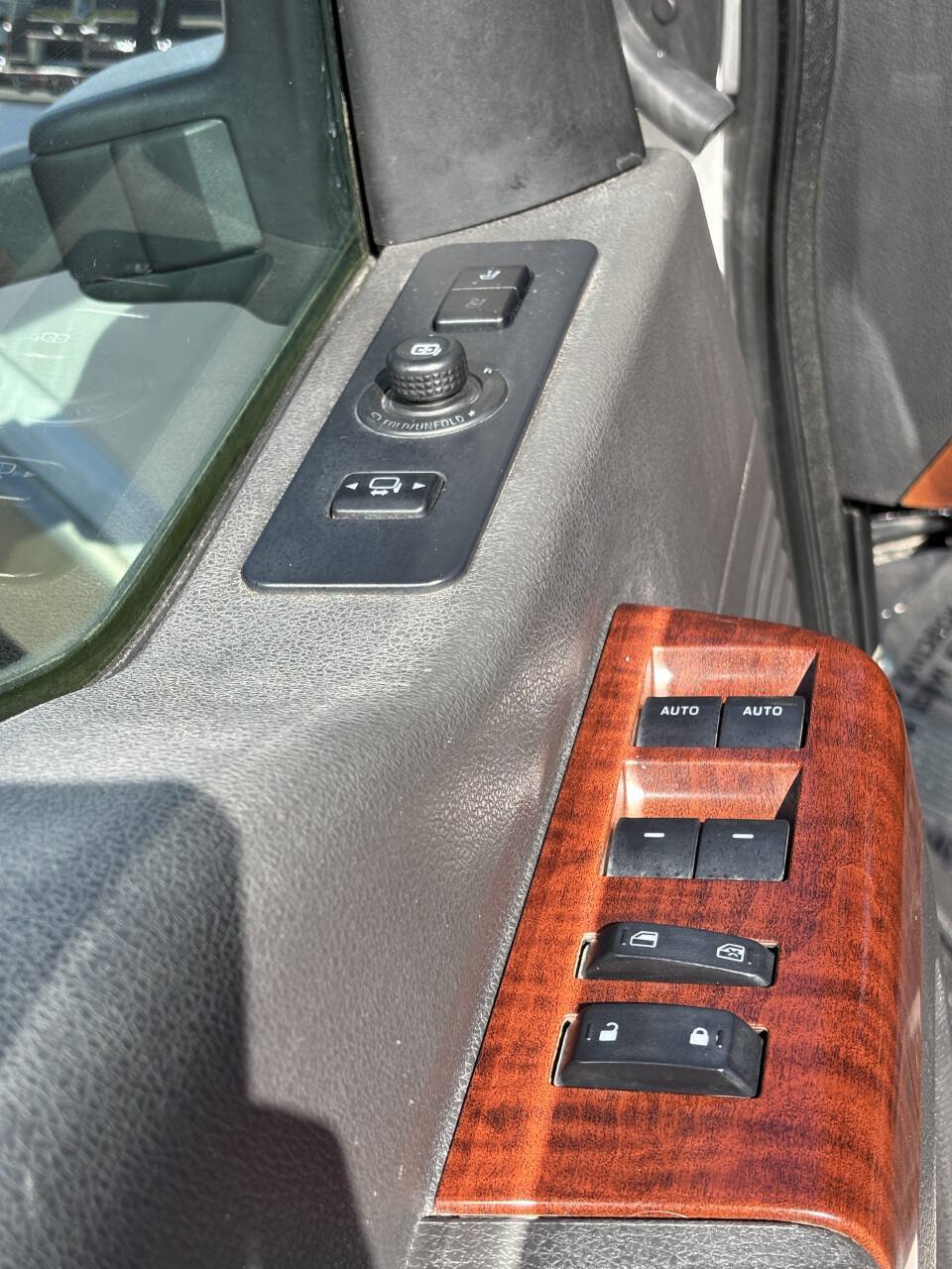 Used 2014 Ford F350 King Ranch w/ Snow Plow Prep Package AWD/4WD image 21