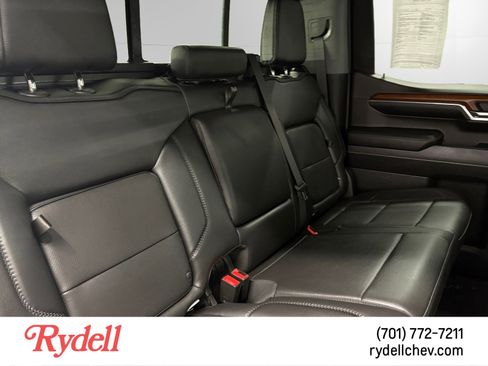 Used 2023 GMC Sierra 1500 Denali w/ Technology Package AWD/4WD image 17