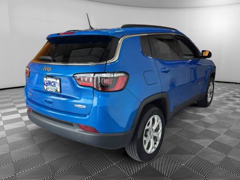 Used 2024 Jeep Compass Latitude AWD/4WD image 5