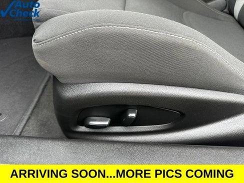 Used 2023 Chevrolet Camaro LT RWD image 11