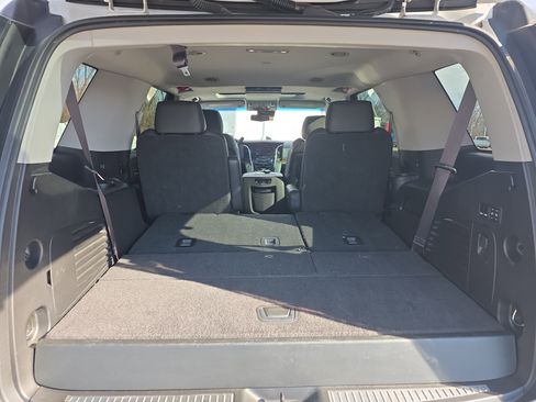 Used 2017 Cadillac Escalade Premium Luxury image 12