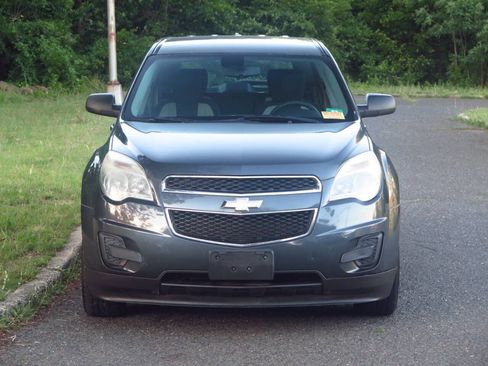 Used 2010 Chevrolet Equinox LS FWD image 26