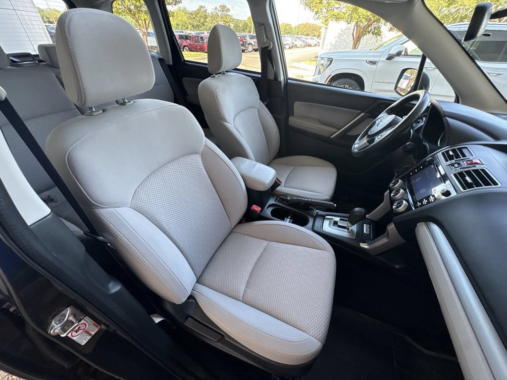 Used 2017 Subaru Forester 2.5i Premium w/ All-Weather Package AWD/4WD image 28
