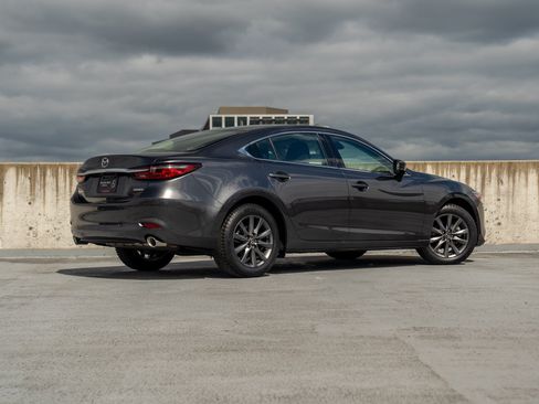 Used 2021 MAZDA MAZDA6 Sport FWD image 4