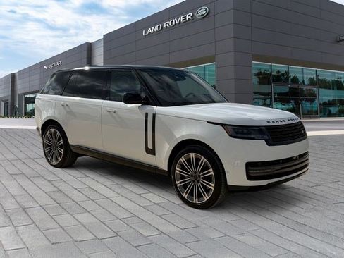 New 2026 Land Rover Range Rover Long Wheelbase SE AWD/4WD image 7