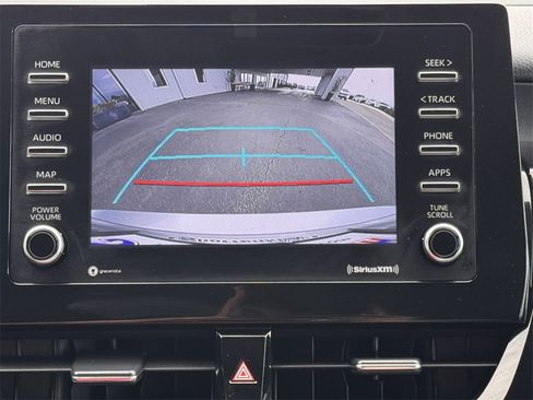 Used 2022 Toyota Camry LE image 19