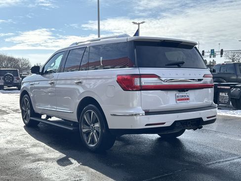 Used 2019 Lincoln Navigator Reserve image 7