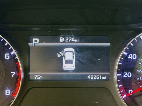 Used 2024 Kia Forte LXS FWD image 18